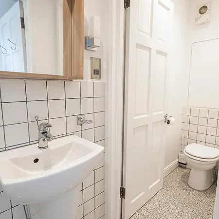 Chic Apartment Near Kensington Palace London Exterior photo