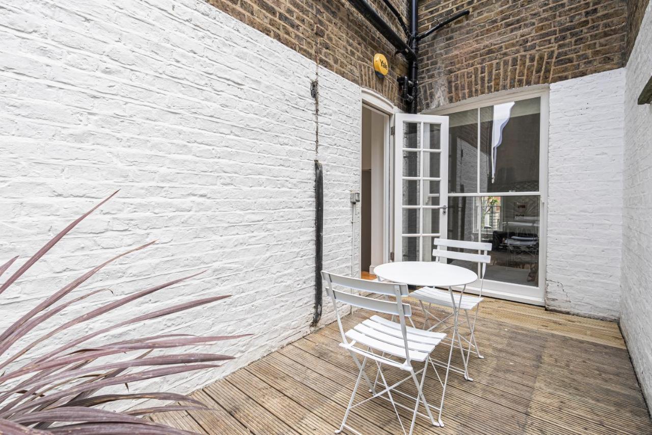 Chic Near Kensington Palace Apartment